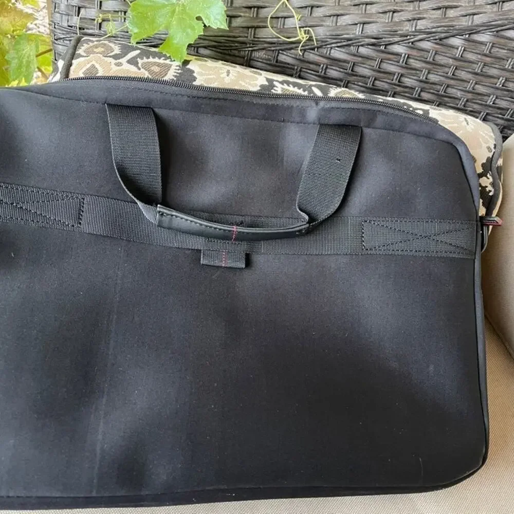 Samsonite slim black nylon and neoprene laptop bag